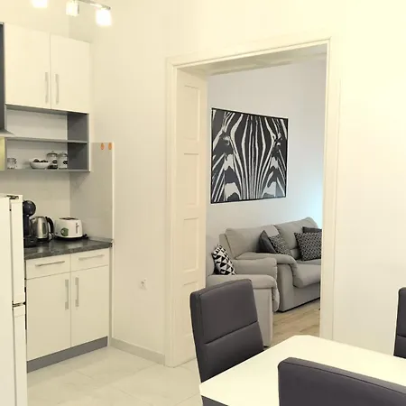 2 Bdr New Wake Up In For 5 Apartment