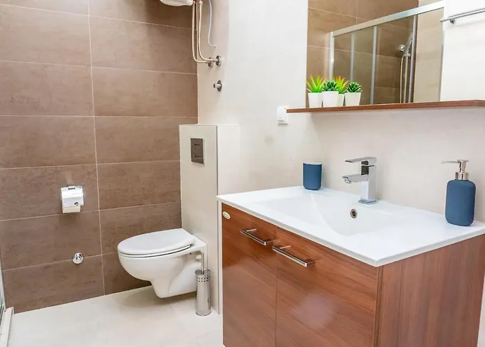 2 Bdr New Wake Up In For 5 *