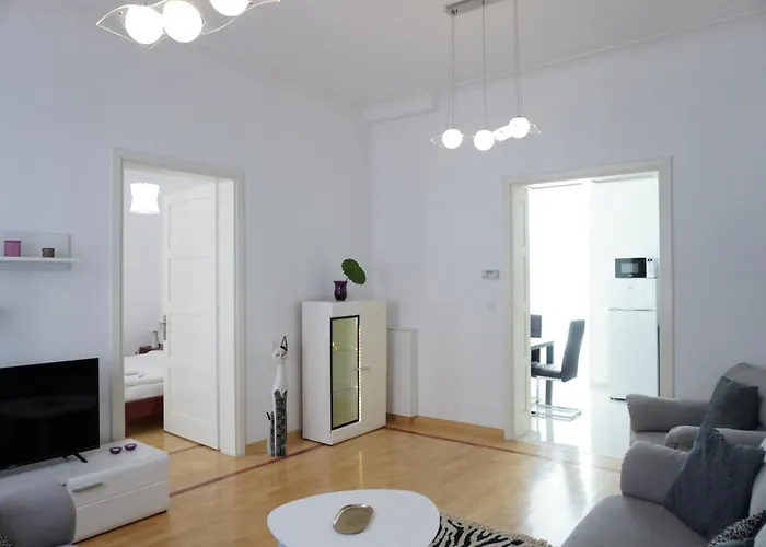 2 Bdr New Wake Up In For 5 Beograd